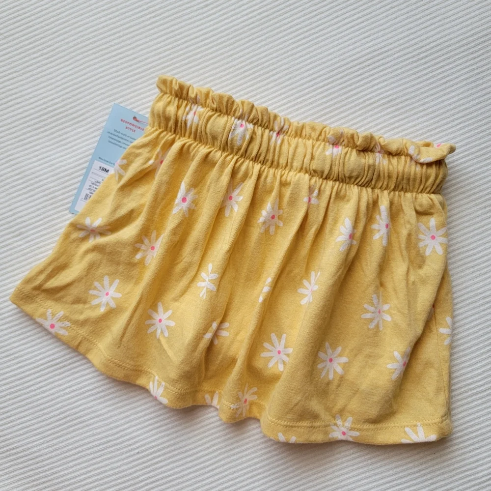 Cat & Jack Skort Yellow Daisy